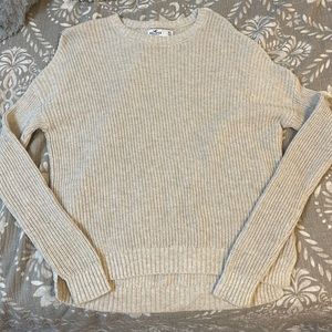 ❗️Never worn❗️Cashmere-colored knit Hollister sweater